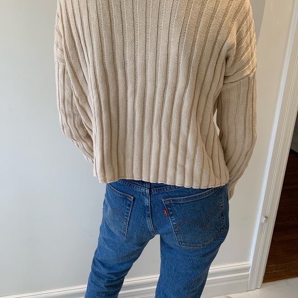 Cropped knit NWOT - Picture 2 of 4